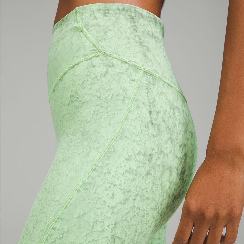 BNWT - lululemon base pace HR tight 25” green wash size 4 - Picture 3 of 7